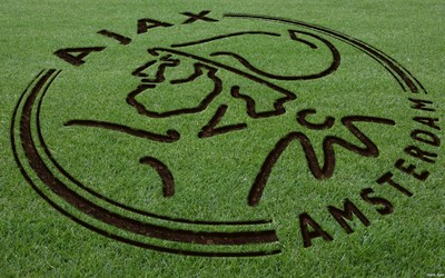 GOGO电竞精华-凯恩赛后称赞对手表现